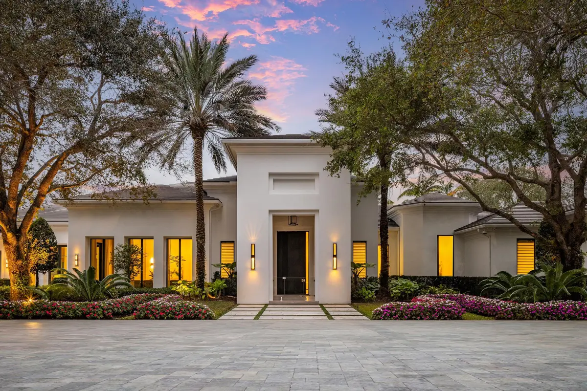 Twilight front at 16191 Quiet Vista Circle, Delray Beach