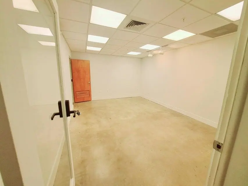 Unit 205 (1) at 100 S 2nd Street 205, Fort Pierce