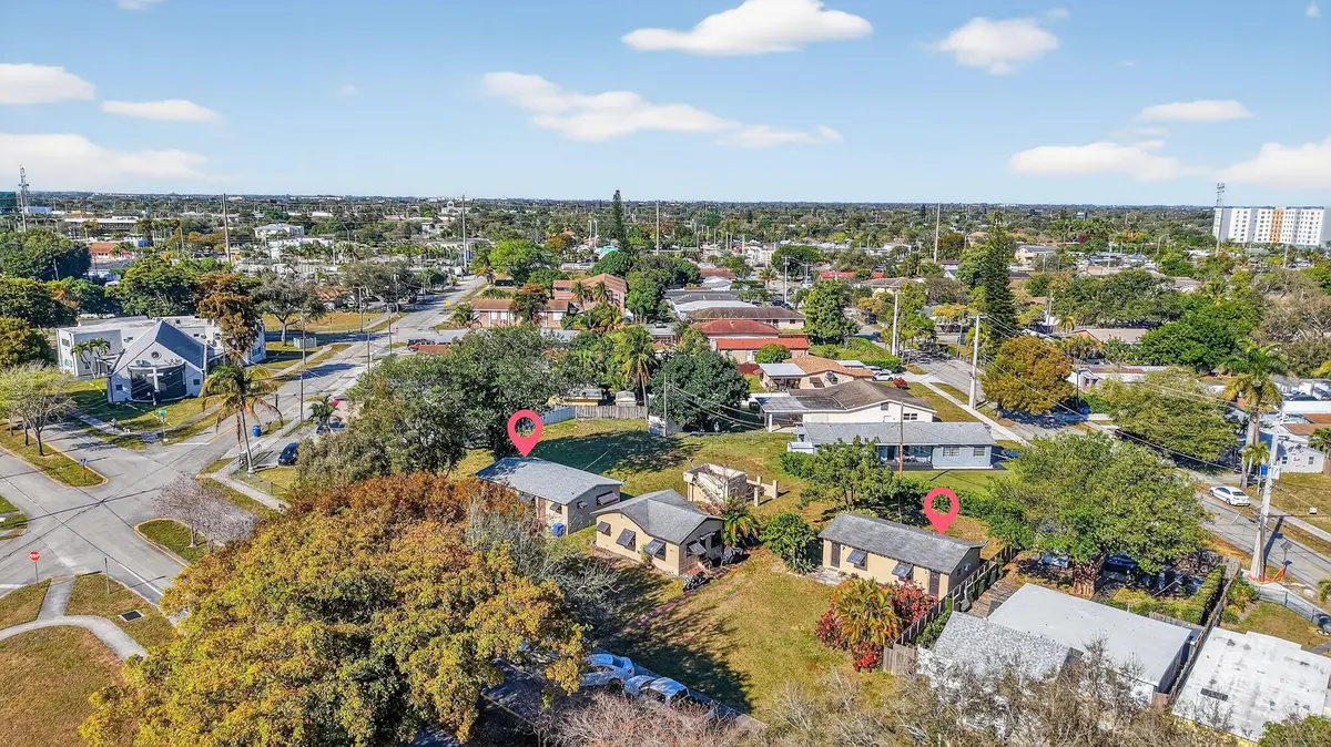 19-web-or-mls-DJI_20260212110302_0031_D at 411 Columbus Parkway 1-5, Hollywood