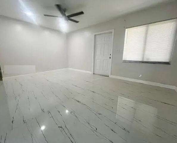 INTERIOR 5 MLS at 4040 NW 31st Terrace, Lauderdale Lakes