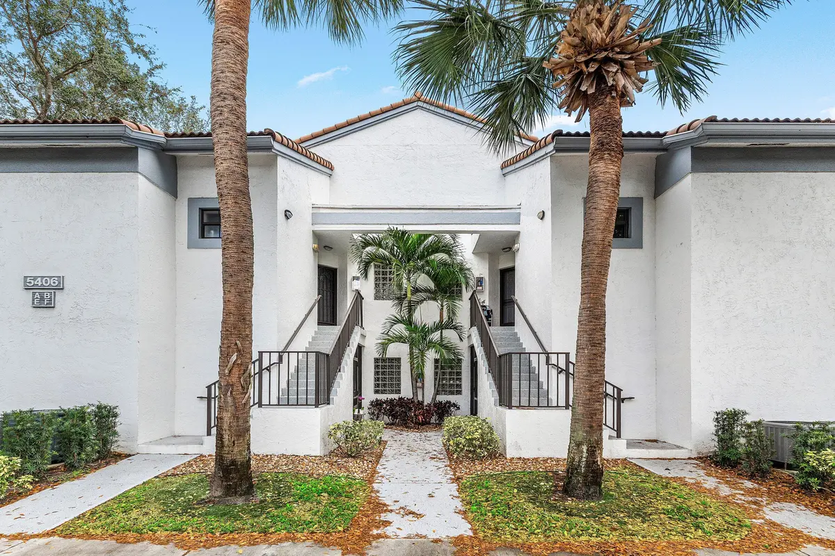 003-5406VenetiaCourt-F-BoyntonBeach-FL-3 at 5406 Venetia Court F, Boynton Beach