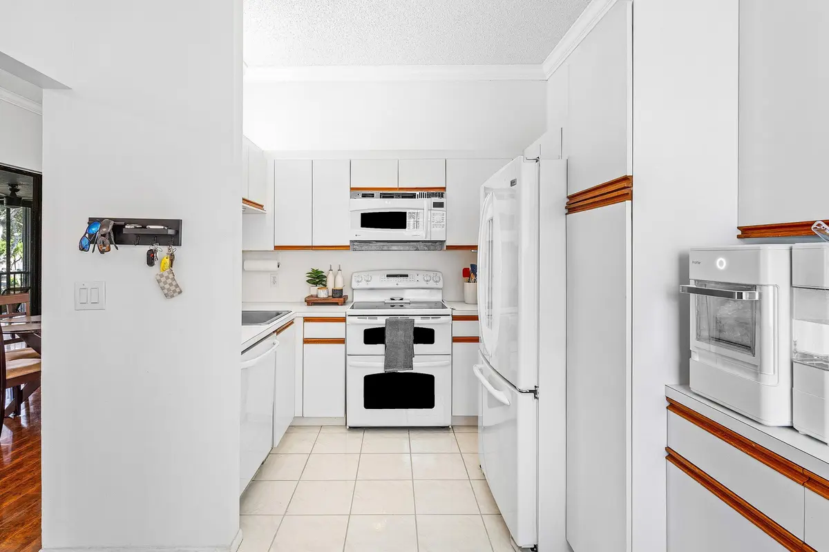 007-5406VenetiaCourt-F-BoyntonBeach-FL-3 at 5406 Venetia Court F, Boynton Beach