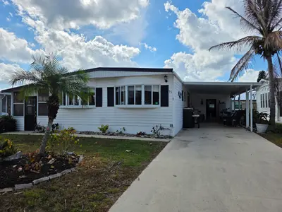 55 Mediterranean Boulevard, Port St. Lucie – Mobile Home for sale