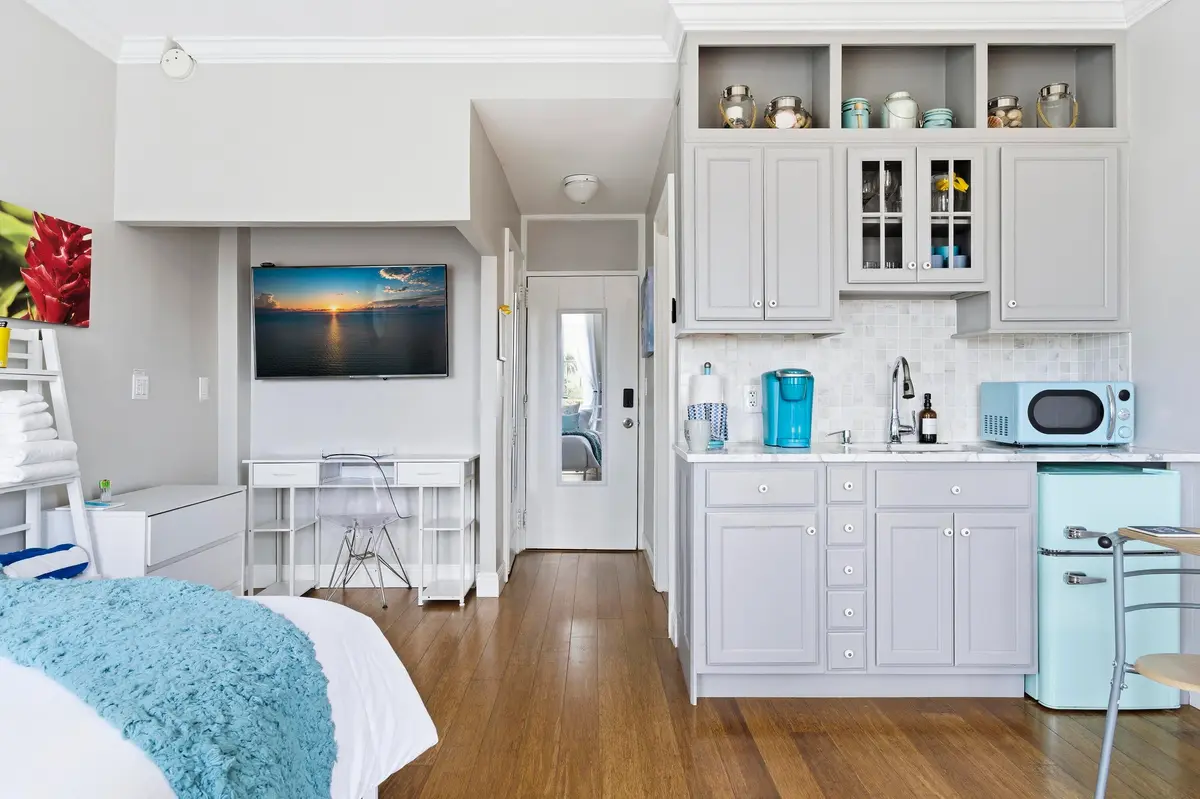 Juliet Balcony Studio Suite at 235 Sunrise Avenue 3013, Palm Beach