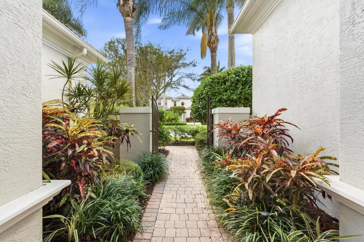 102_Tranquilla_Dr_PBG_1-7316_002 at 102 Tranquilla Drive, Palm Beach Gardens