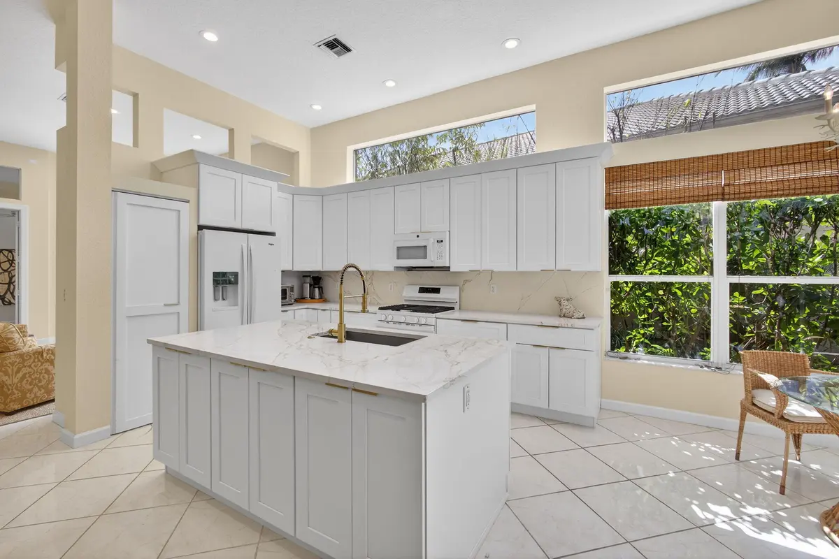 43-web-or-mls-5D1A4122 at 203 Coral Cay Terrace, Palm Beach Gardens