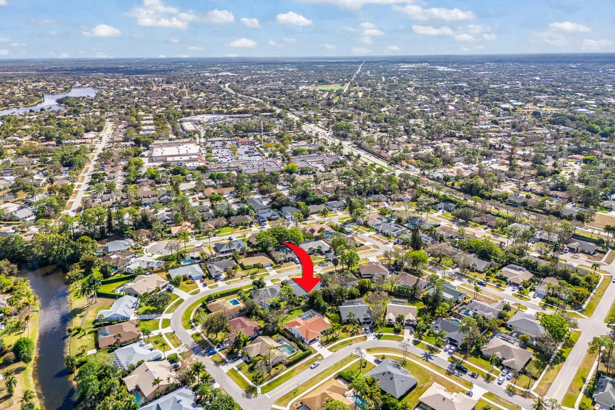 916 Meadow Avenue, Wellington, FL – photo 6