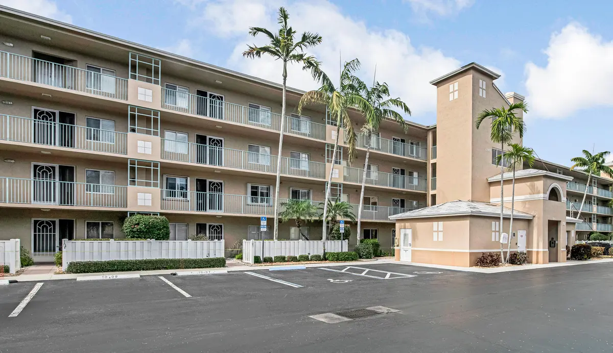 Exterior Front at 12565 Imperial Isle Drive 208, Boynton Beach