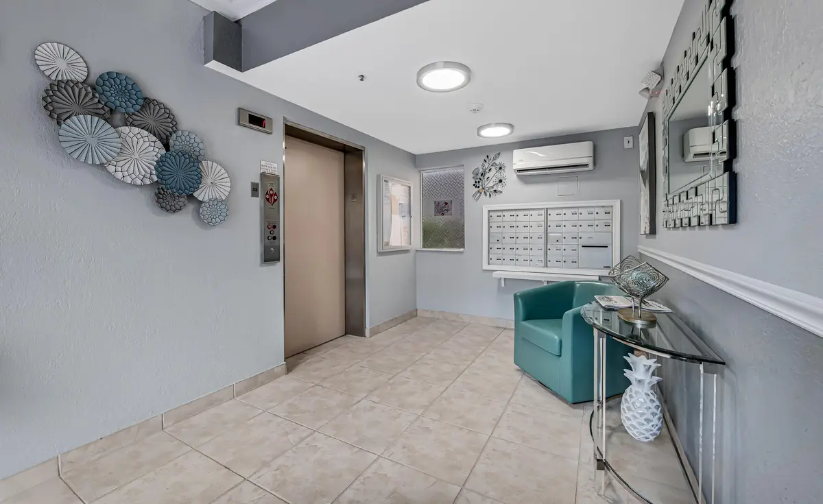 Lobby/Elevator at 12565 Imperial Isle Drive 208, Boynton Beach
