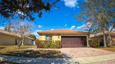 2142 SW Newport Isles Boulevard, Port St. Lucie – sold