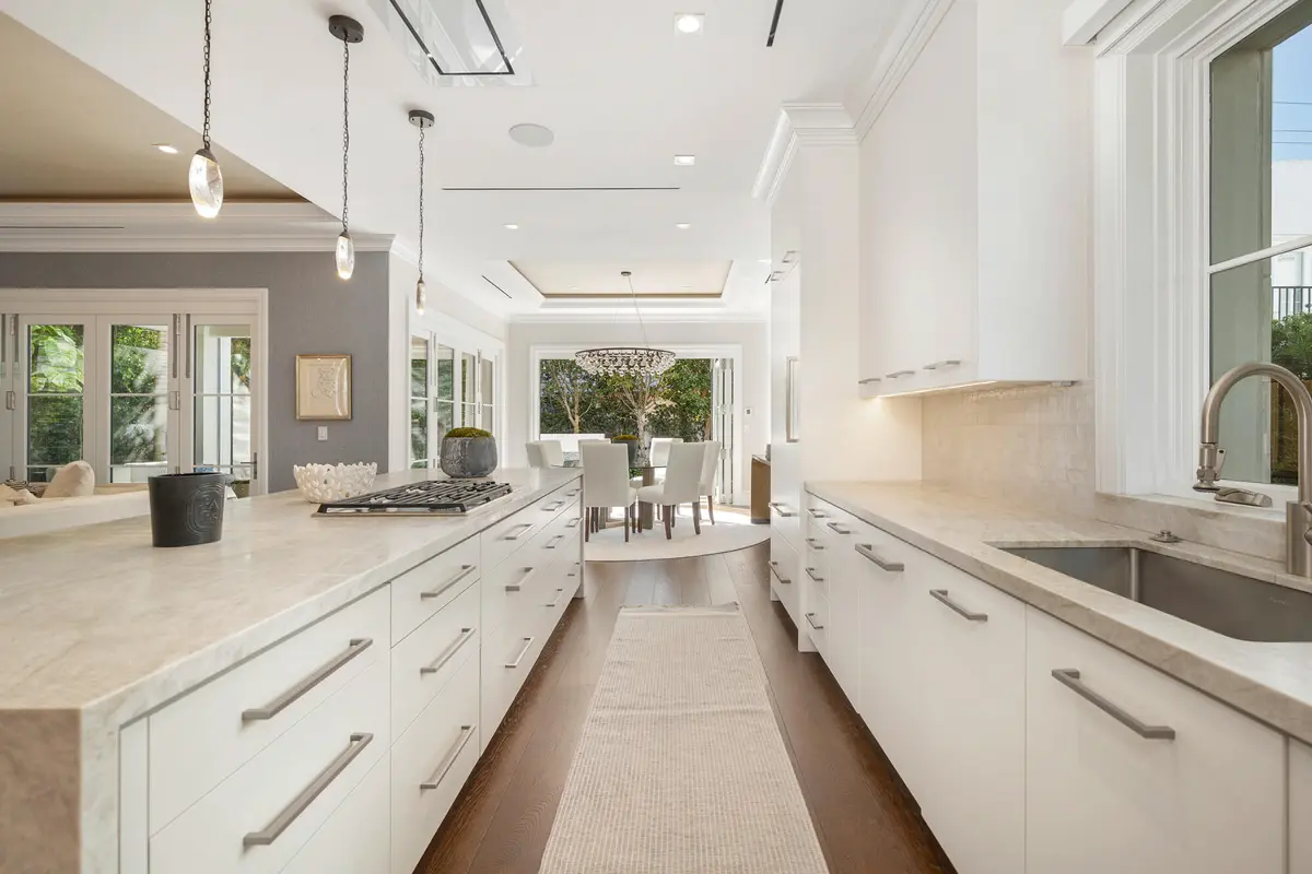 low-15 at 218 Everglade Avenue, Palm Beach