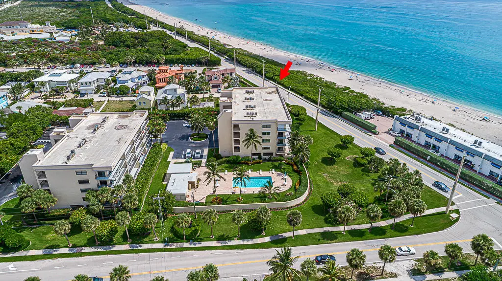 sea Images at 1055 Ocean Drive 202, Juno Beach