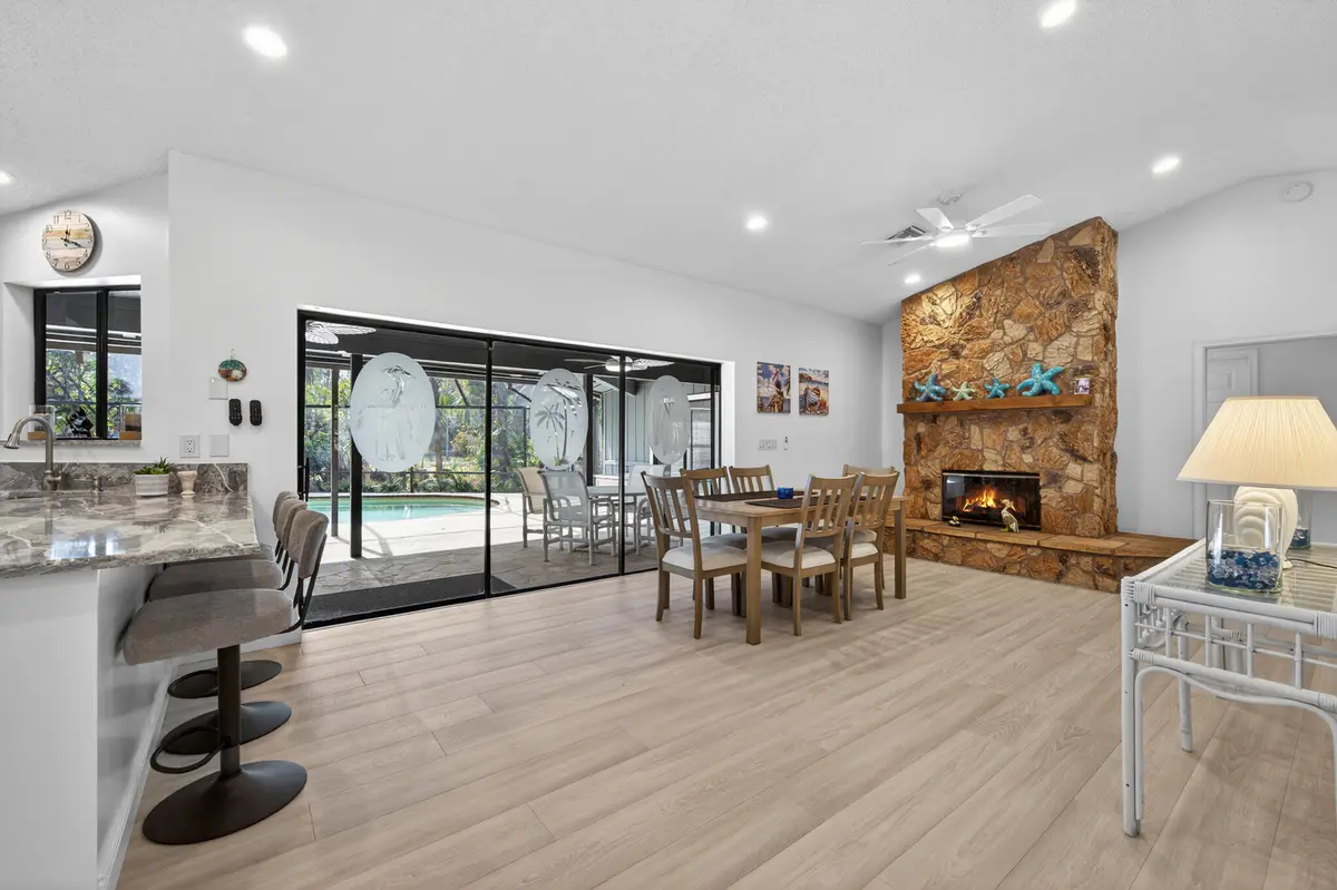 1b at 8166 N 155th Place, Palm Beach Gardens