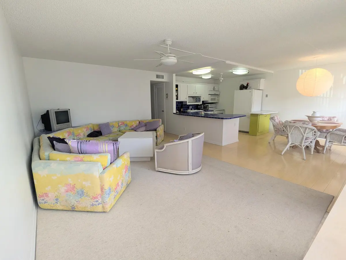1062 SF 2b 2ba at 113 Wellington M, West Palm Beach