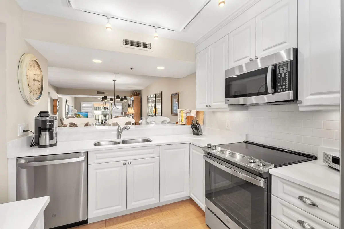 1301 Seafarer Cir 405-4 at 1301 Seafarer Circle 405, Jupiter