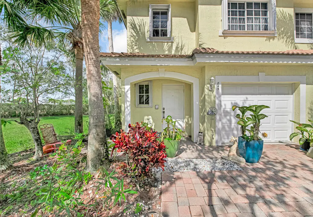 front house04 at 845 Imperial Lake Road, West Palm Beach