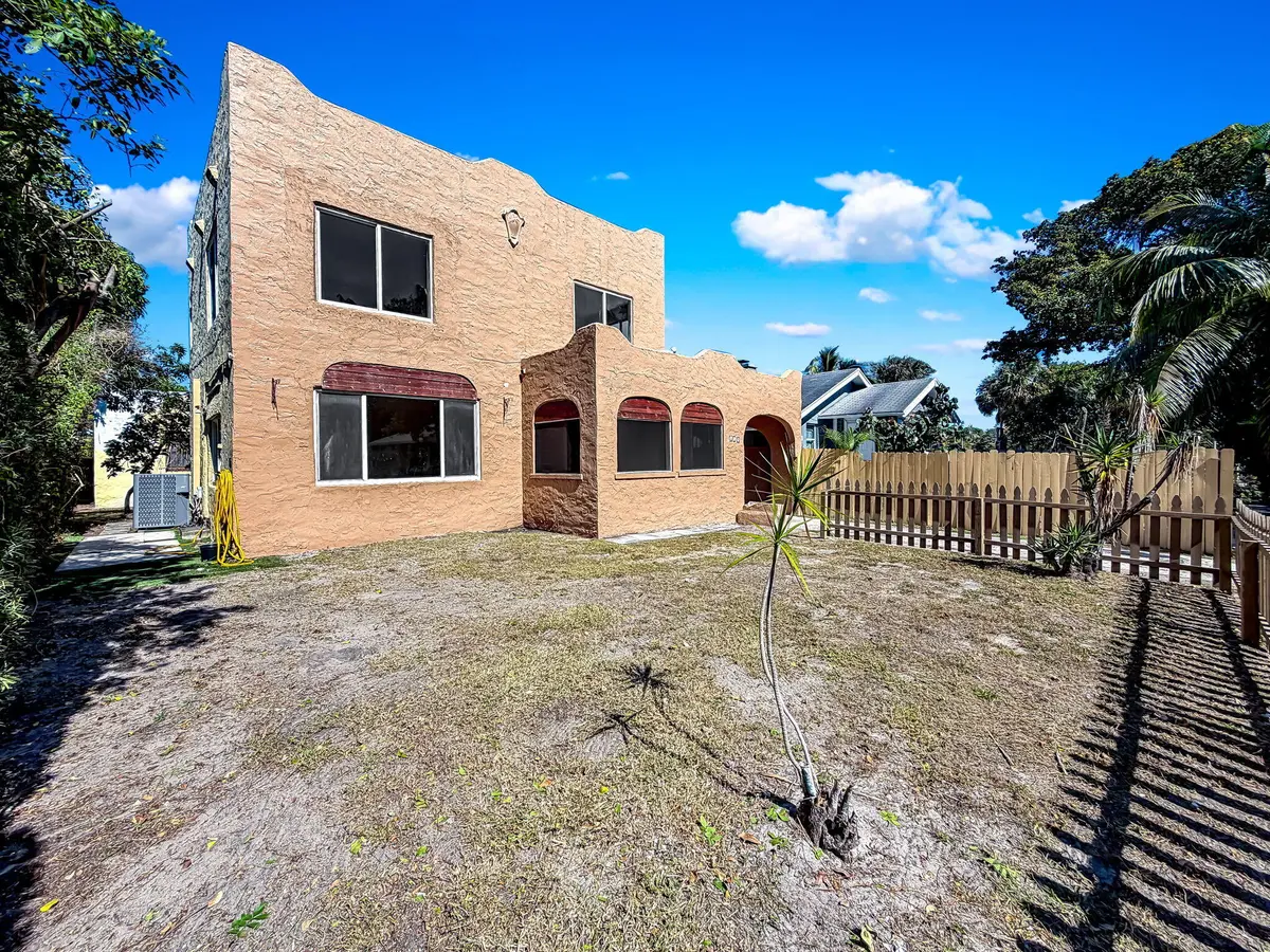 33-web-or-mls-DSC06136 at 619 30th Street, West Palm Beach