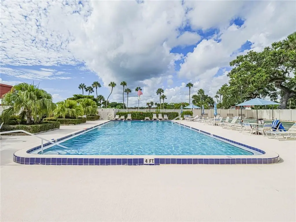 24 pine 9 at 106 Spring Lake Court 201, Vero Beach