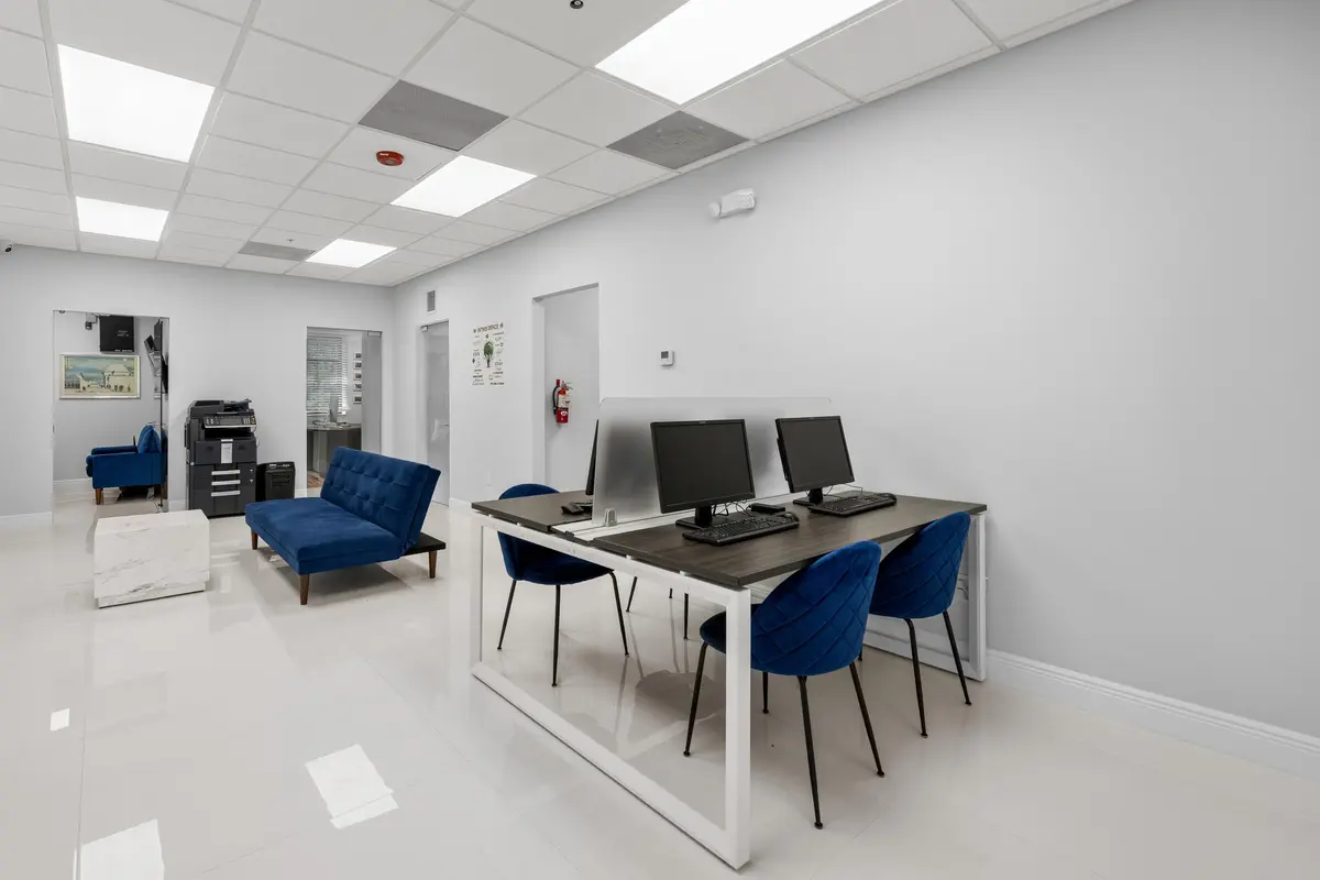 Co-working space at 9200 Belvedere Road 207-1a, Royal Palm Beach