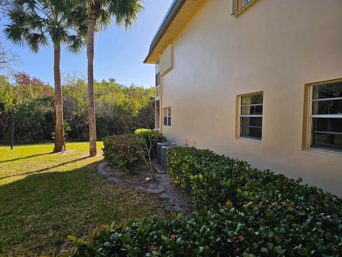 20260218_8074 at 27 Vista Gardens Trail 102, Vero Beach