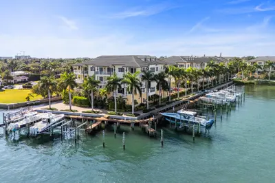 3920 N Flagler Drive 401, West Palm Beach – sold