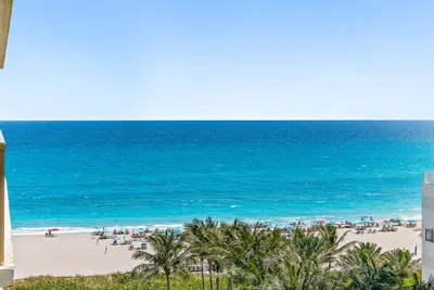 3400 N Ocean Drive 1004, Singer Island – sold