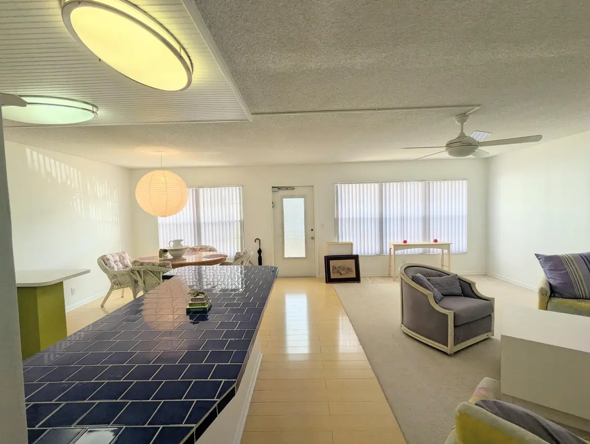 1062 SF 2b 2ba at 113 Wellington M, West Palm Beach