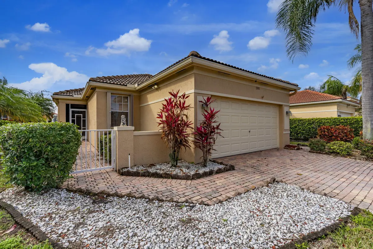 4-web-or-mls-iPixx_00_4 at 7180 Cataluna Circle, Delray Beach