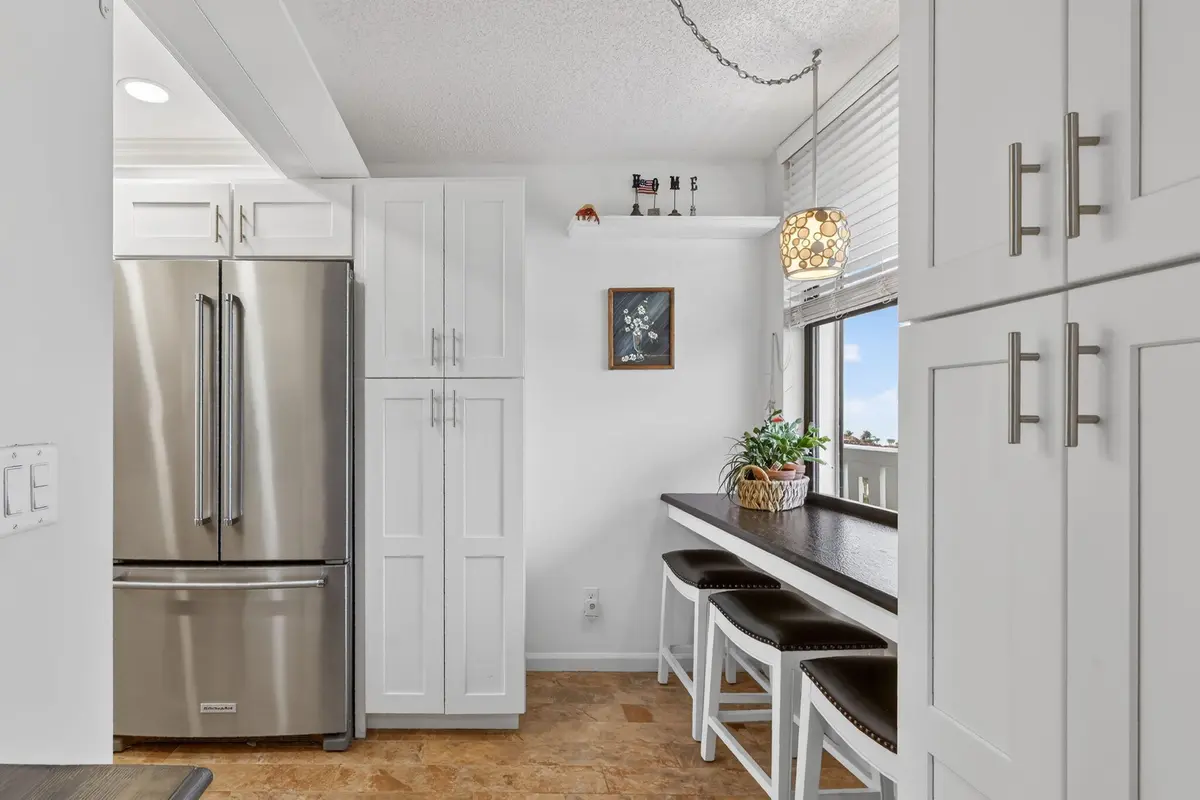 26-web-or-mls-5P1A6273 at 5059 N Highway A1a 902, Hutchinson Island