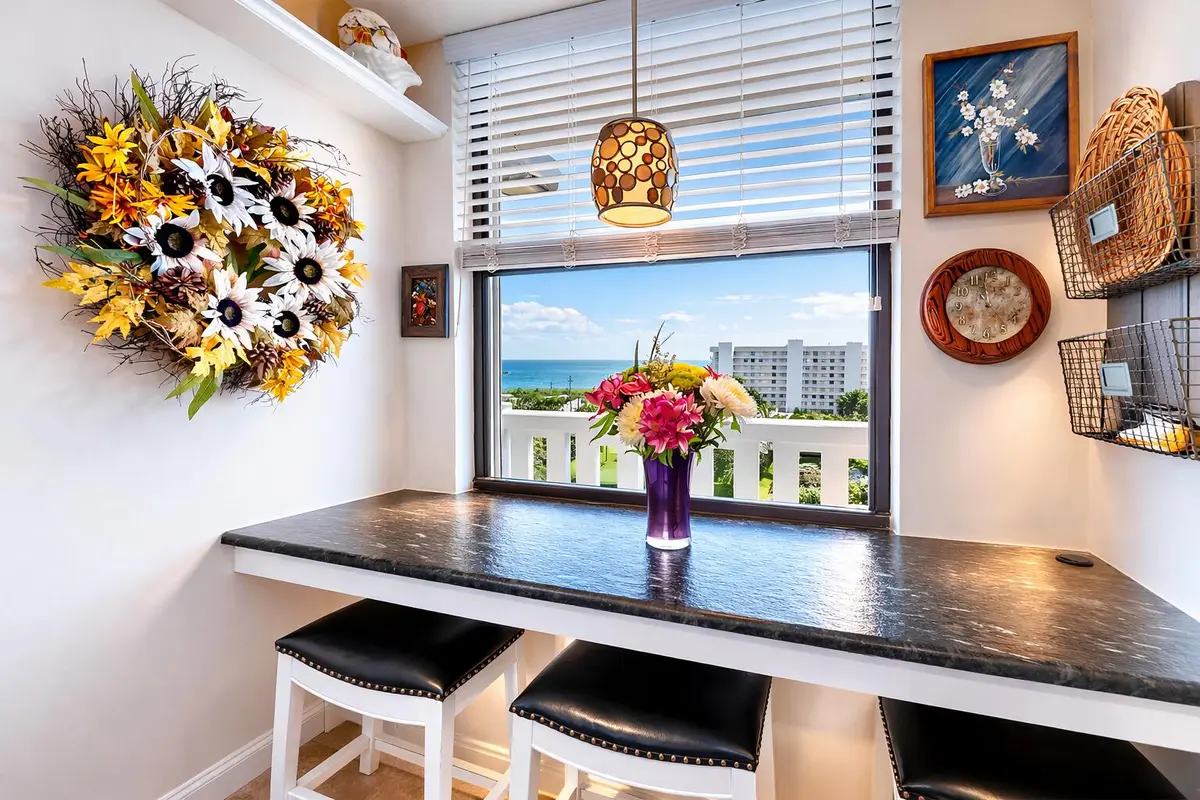 ENHANCED BREAKFAST BAR at 5059 N Highway A1a 902, Hutchinson Island