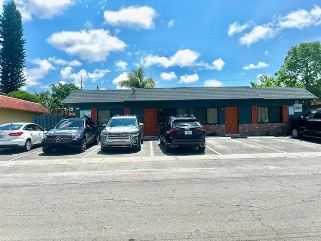 FRONT VIEW 4040 NW 31 TERR at 4040 NW 31st Terrace, Lauderdale Lakes