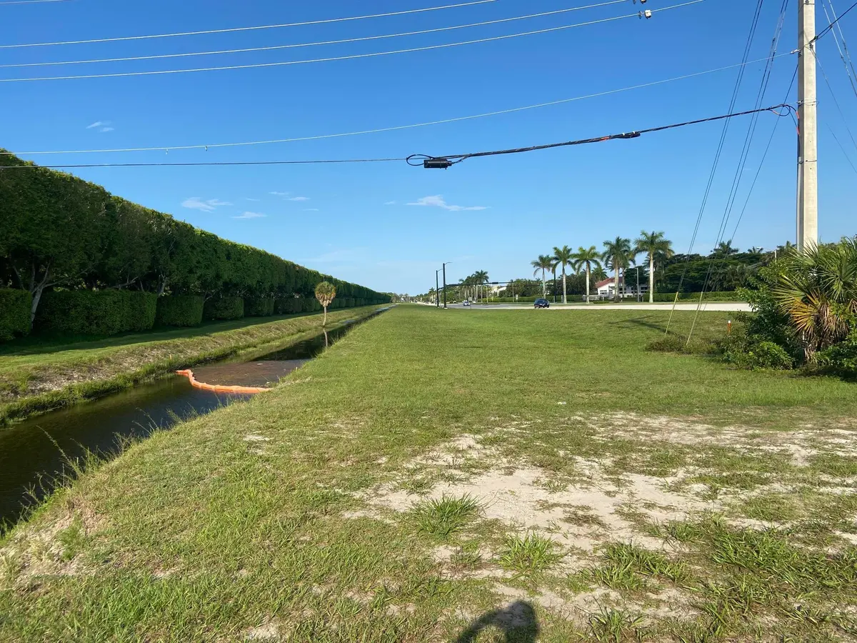 beyc6863e86673478 at 4100 Clint Moore Road, Boca Raton