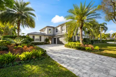 176 Golf Village Boulevard, Jupiter – sold