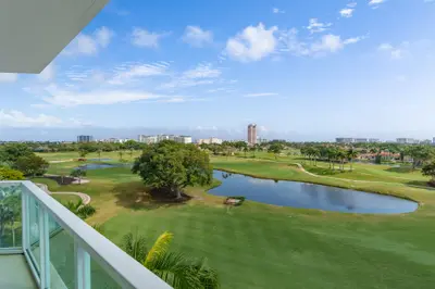 550 SE Mizner Boulevard B603, Boca Raton – sold