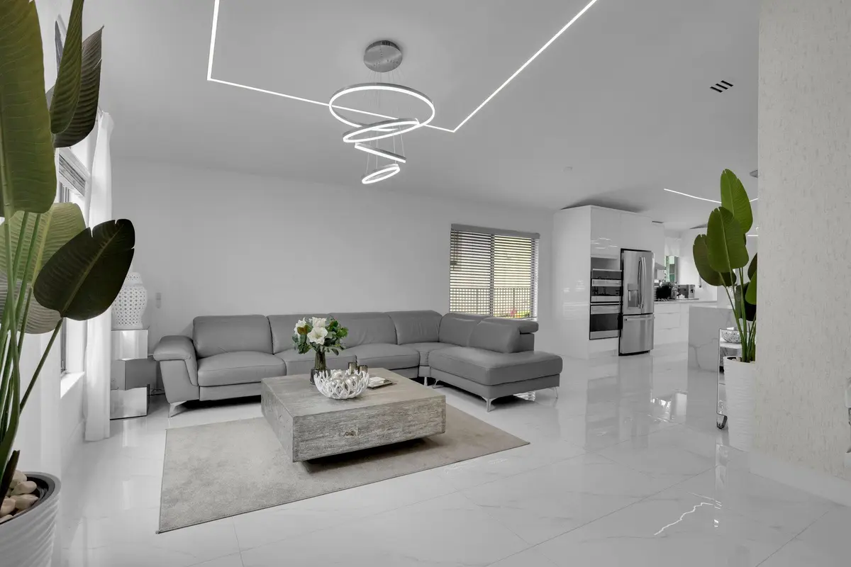 8-web-or-mls-0E2A6903 at 469 NW 38th Avenue, Deerfield Beach