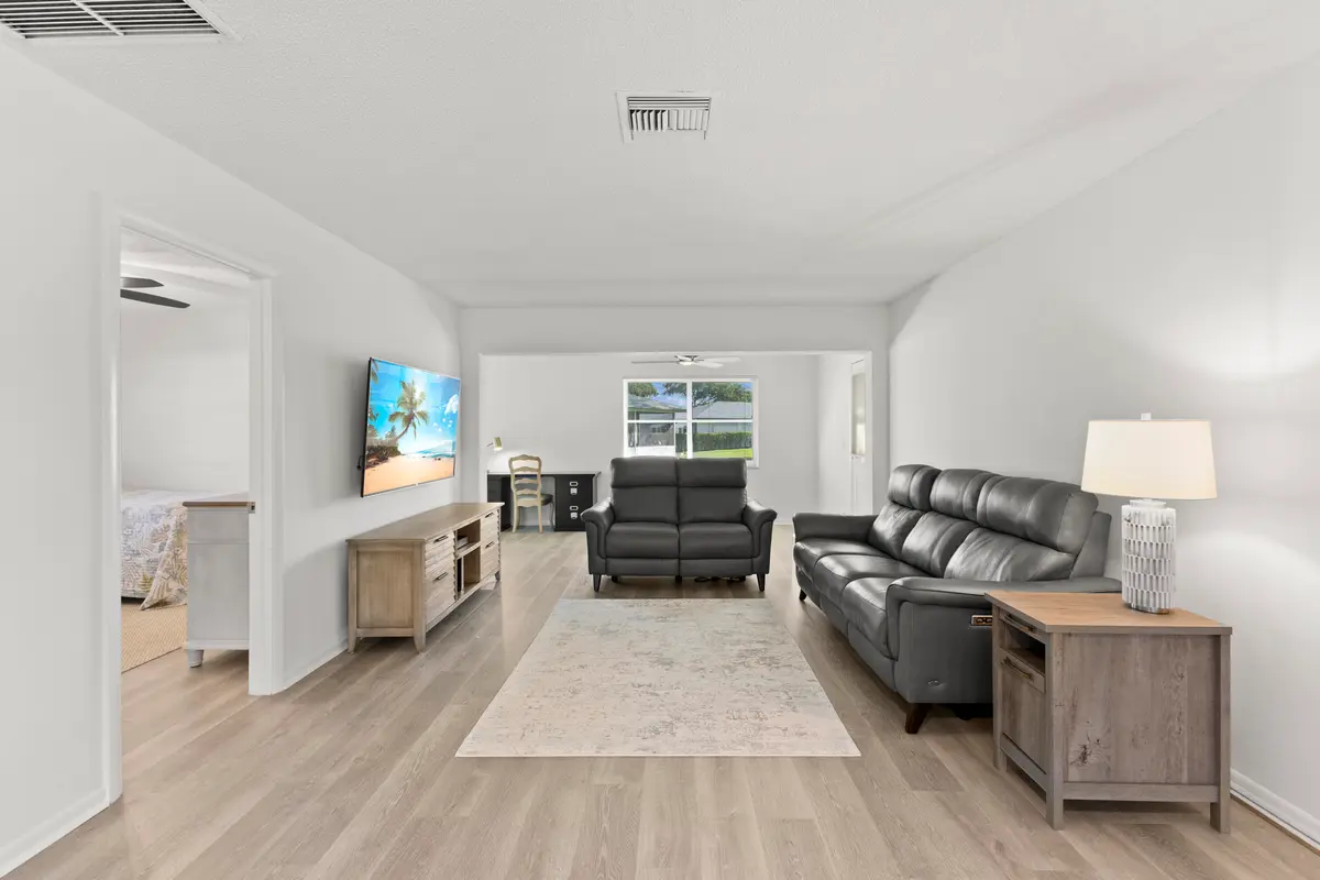 08-424A6066 at 715 Whippoorwill Lane, Delray Beach