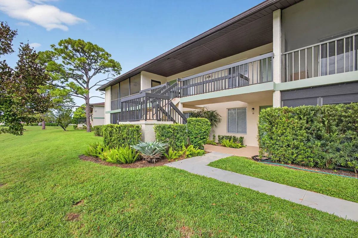 Building Exterior at 6485 Chasewood Drive G, Jupiter