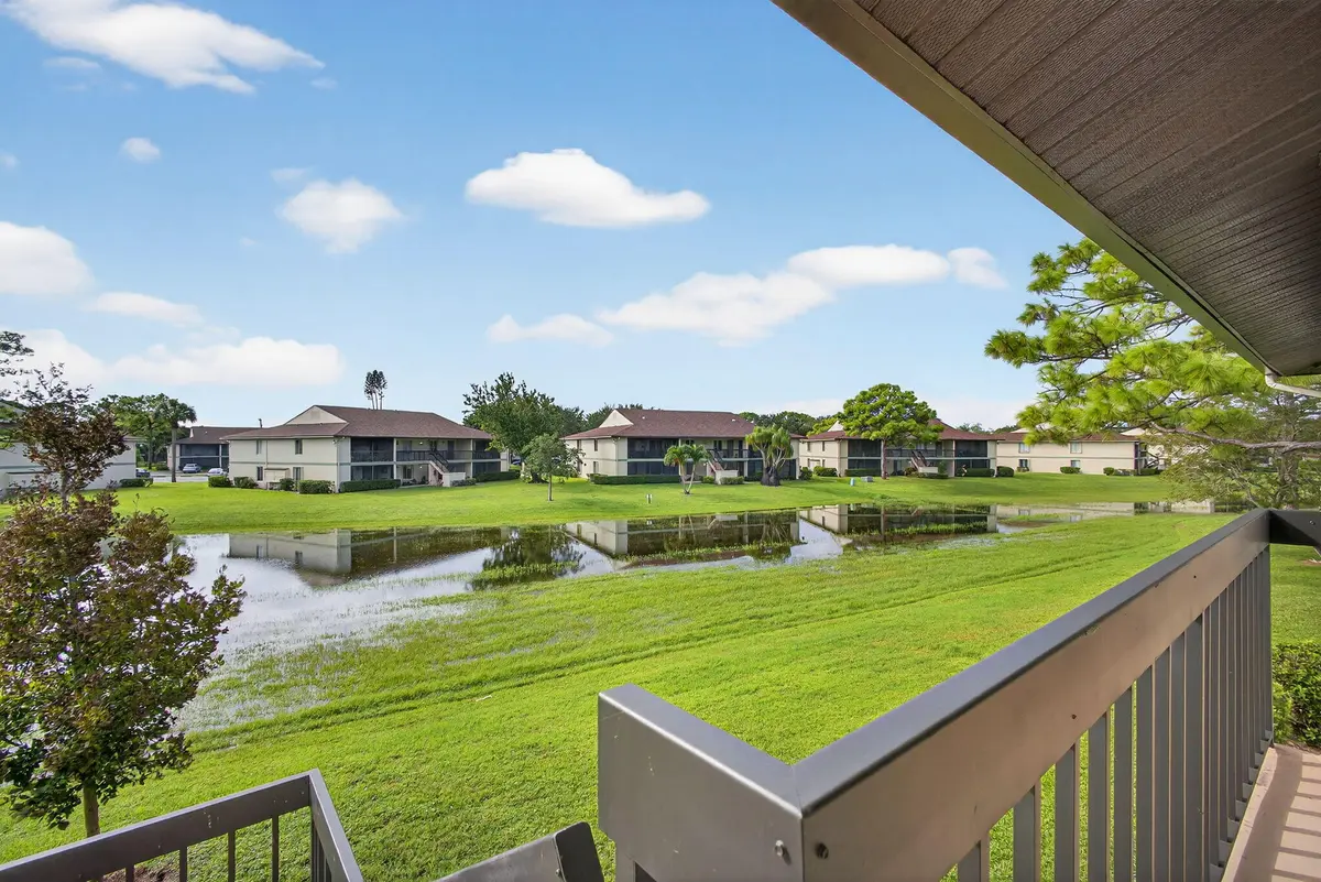 View at 6485 Chasewood Drive G, Jupiter