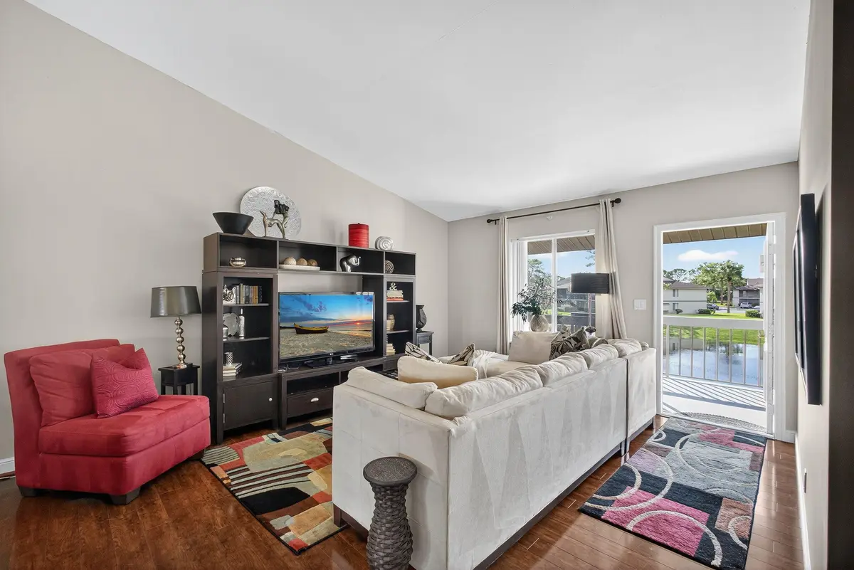 Living Space at 6485 Chasewood Drive G, Jupiter