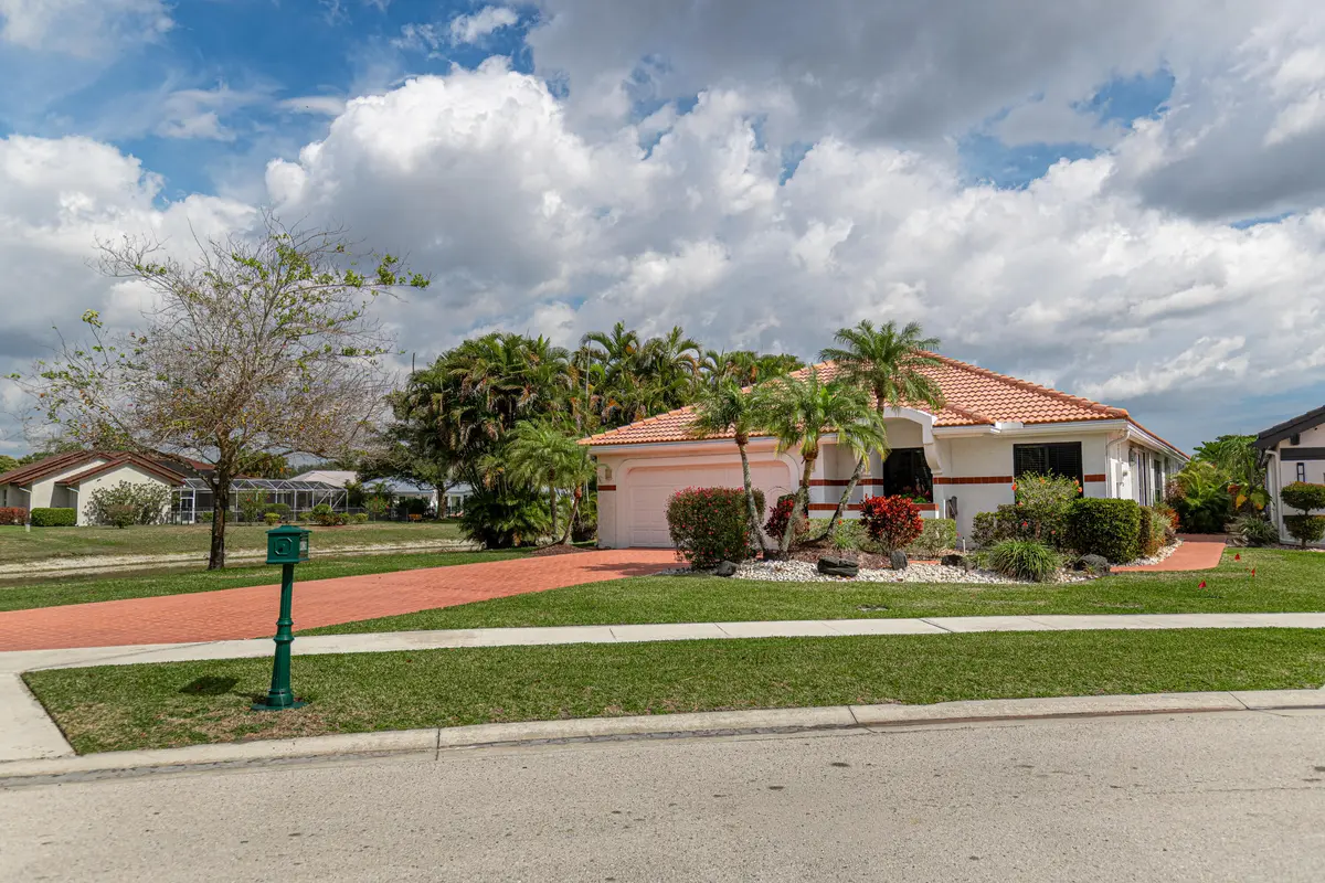 Street side at 10861 White Aspen Lane, Boca Raton