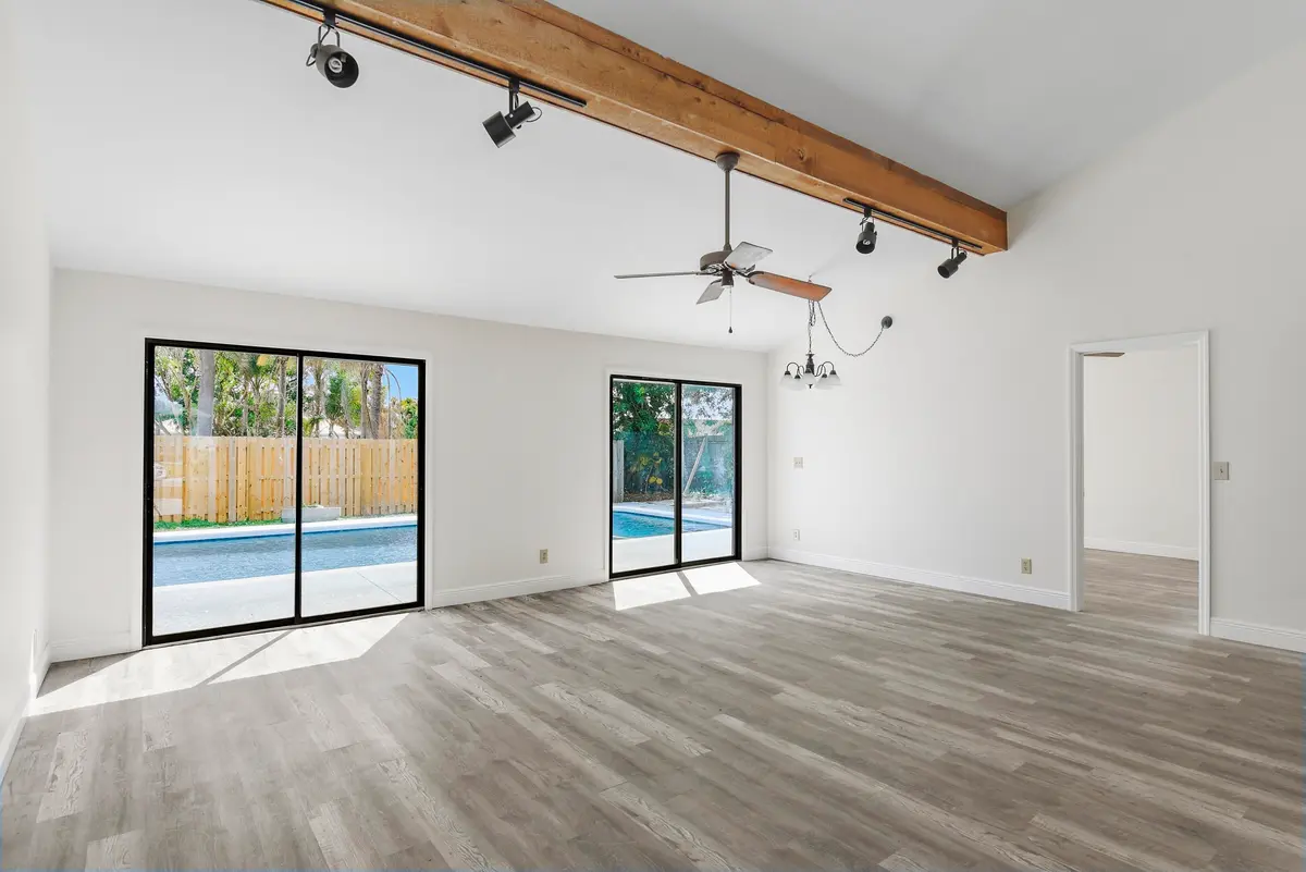 Vaulted ceiling at 5666 SE Matousek Street, Stuart