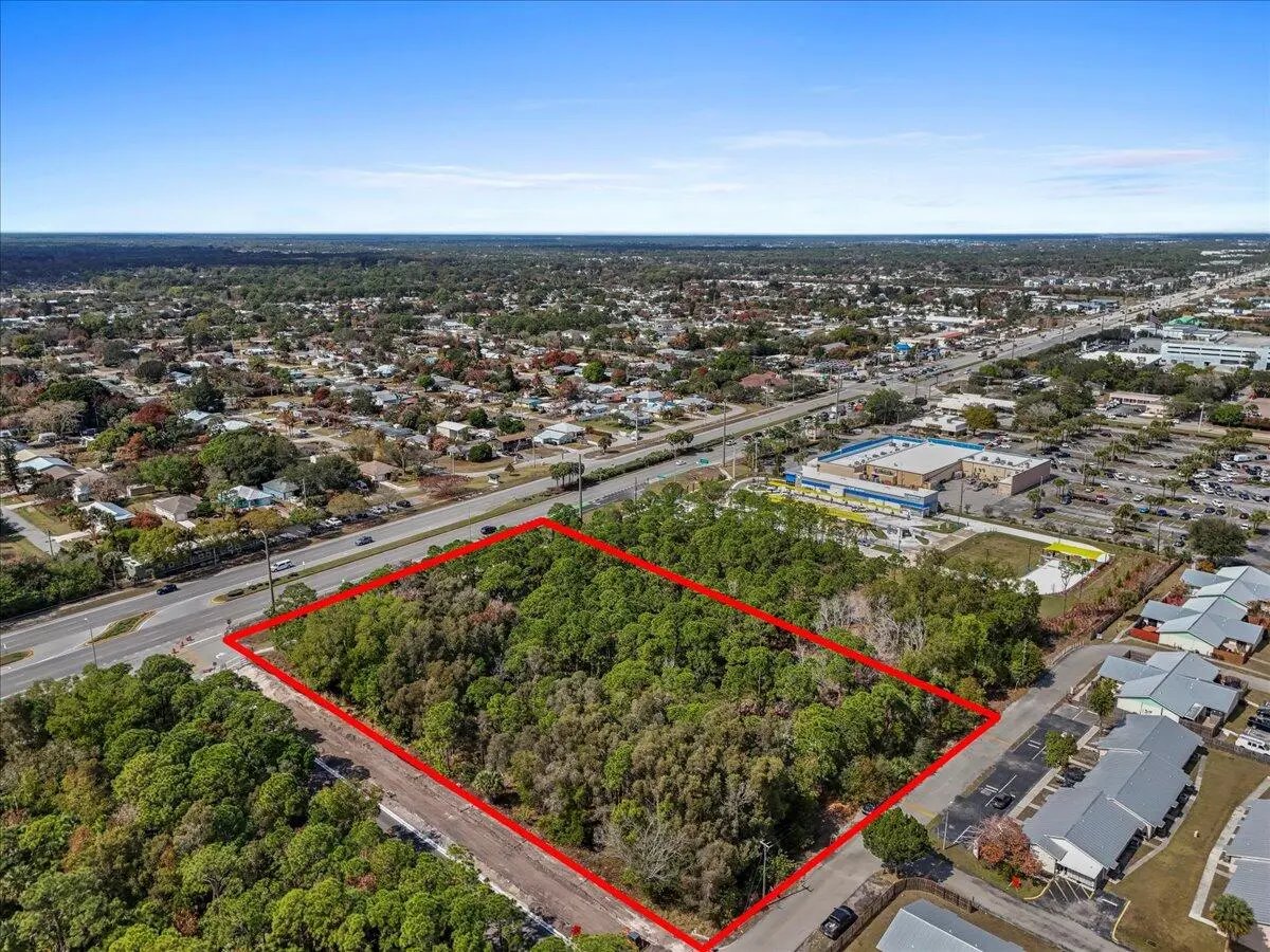 Corner of Federal Hwy & SE Hydrangea St at 0 SE Federal Highway, Stuart