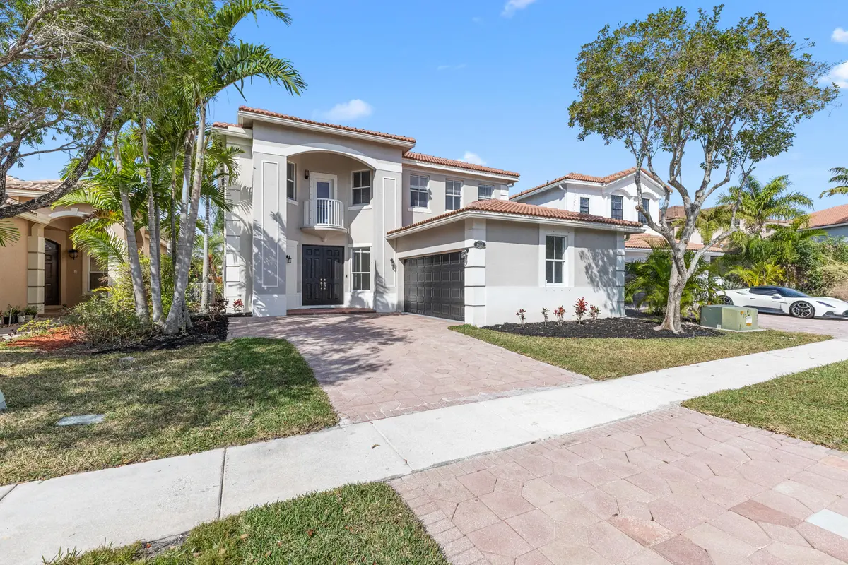 R6II8927 (1) at 10557 Galleria Street, Wellington