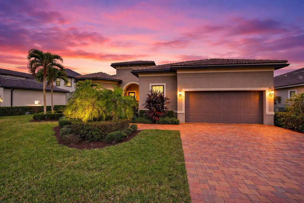 Twilight Photo at 214 Blanca Isles Lane, Jupiter
