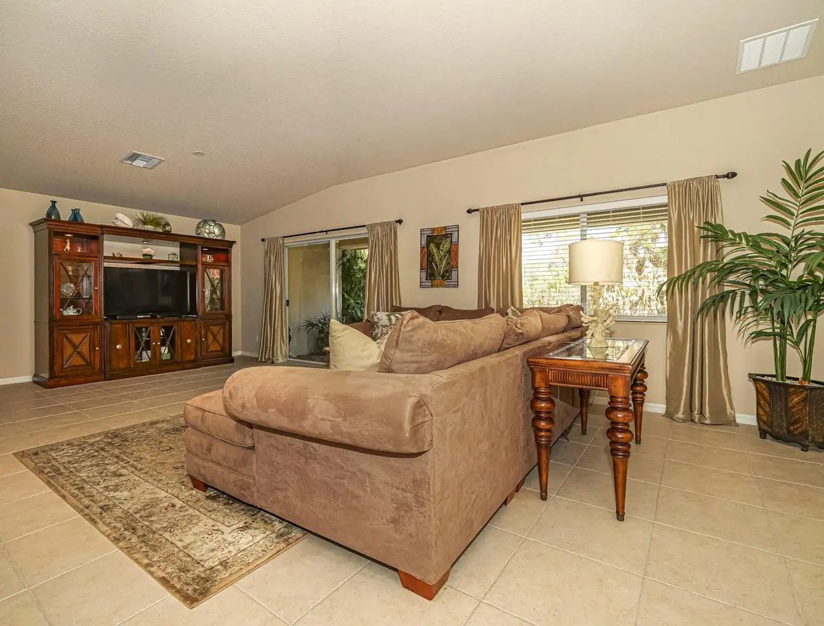 4528 56th Lane, Vero Beach, FL – photo 6