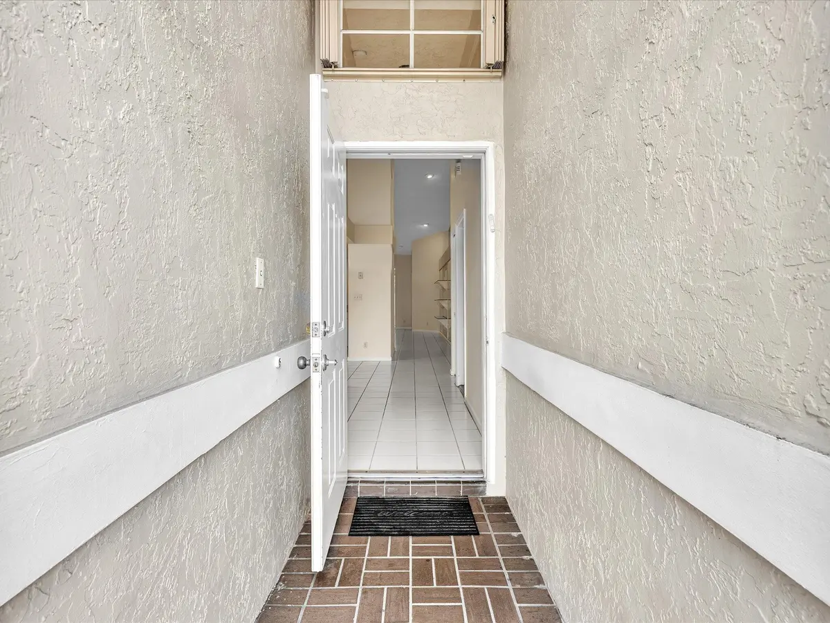 Front Entrance at 9165 Vineland Court Apt. C, Boca Raton