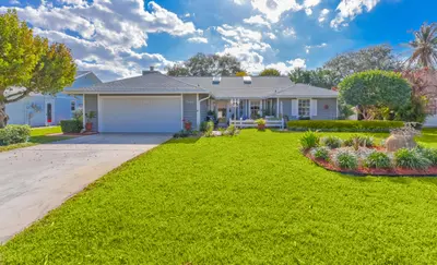 7886 SE Trenton Avenue, Hobe Sound – sold