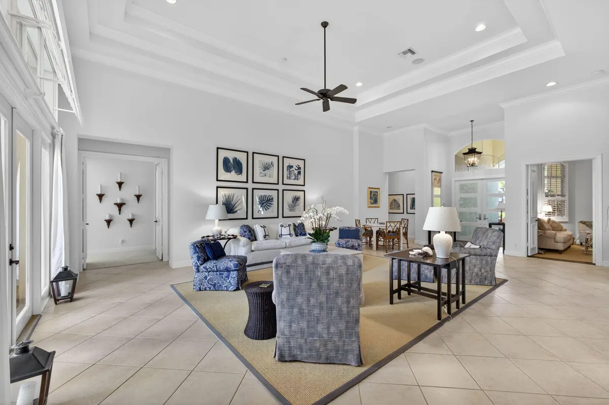14-web-or-mls-5D1A8454 at , Palm Beach Gardens