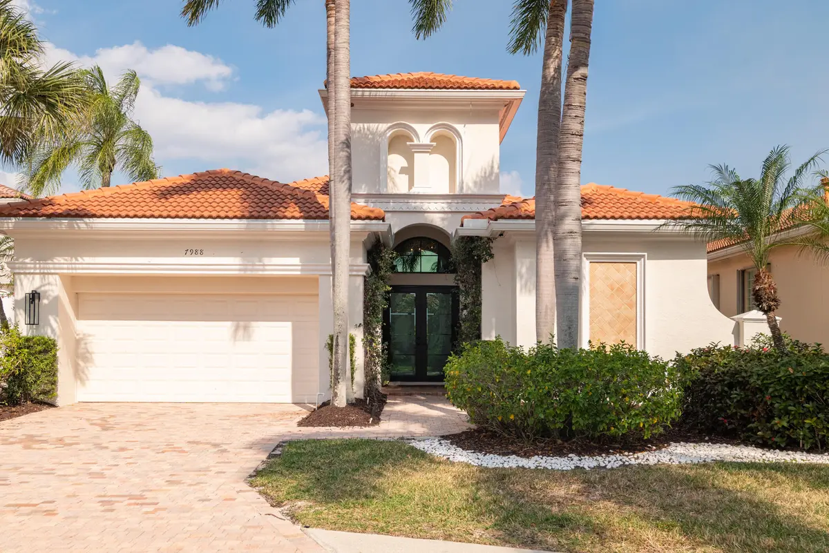 Front Exterior at 7988 Via Villagio, West Palm Beach