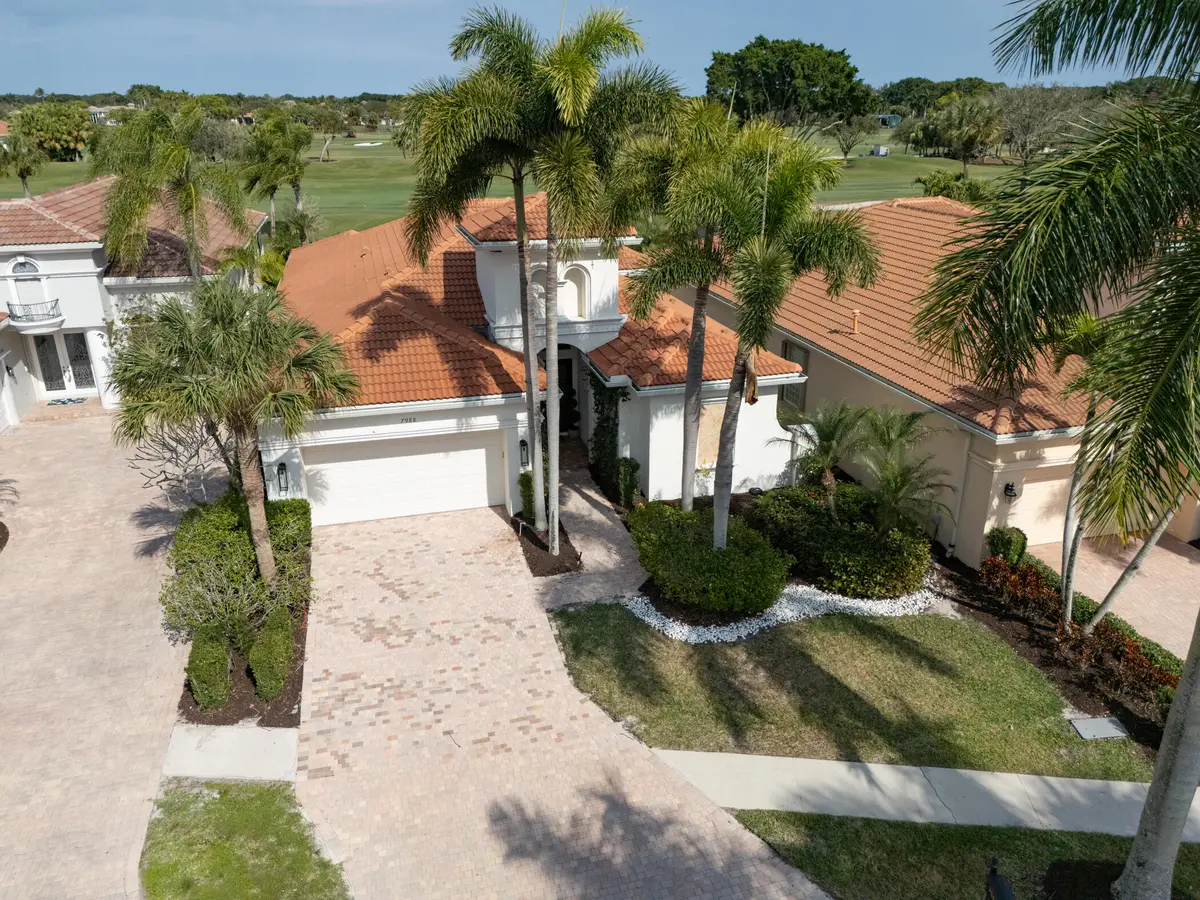 Front Aerial at 7988 Via Villagio, West Palm Beach